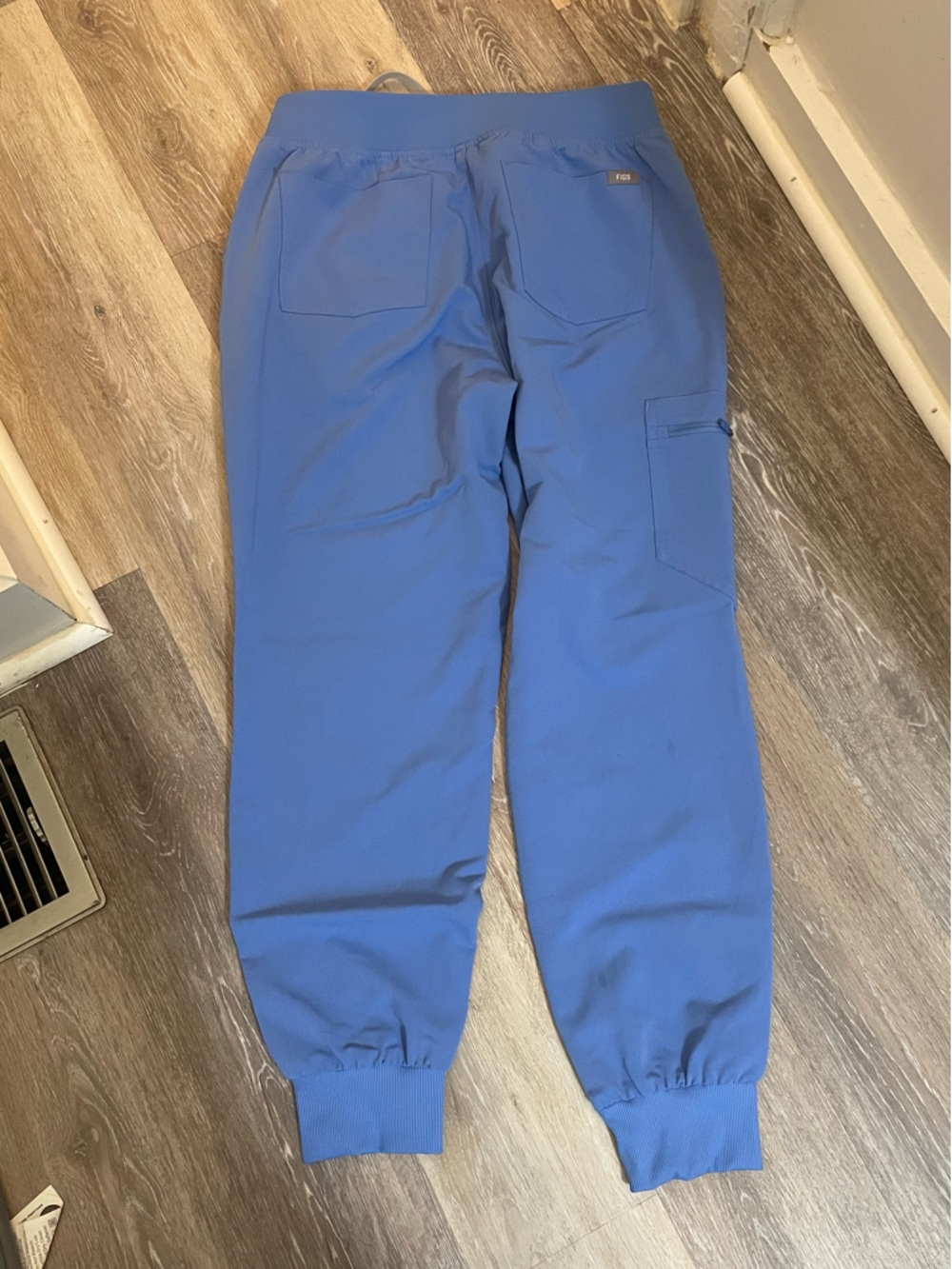 Figs Joggers - Picture 3 of 3